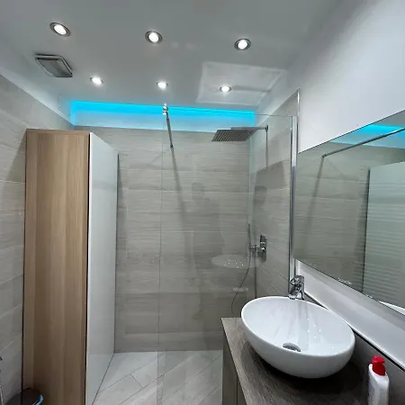 Апартаменты Terra - In & Out - Cerviniaholidays-com